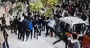 Lise Öğrencileri Arasında Büyük Kavga