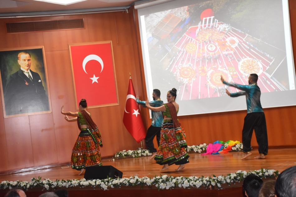 İstanbul'da 'Bangladeş Zafer Bayramı' Kutlandı