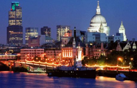 Türk - Osmanlı Tasarımı Halılar Londra'da