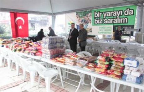 Esenler’den Pakistan’a 1 Milyonluk Yardım