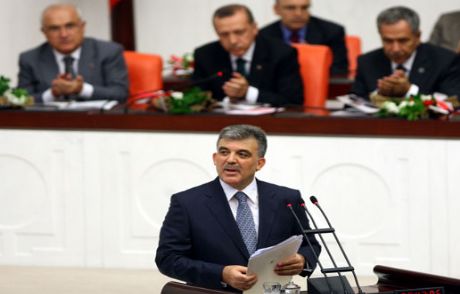 Gül'den Örtülü Ergenekon Mesajı