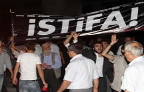 Saadet Partisi'nde Kopmalar Sürüyor