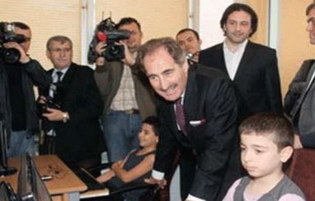 İlk Dijital Kütüphane Açıldı