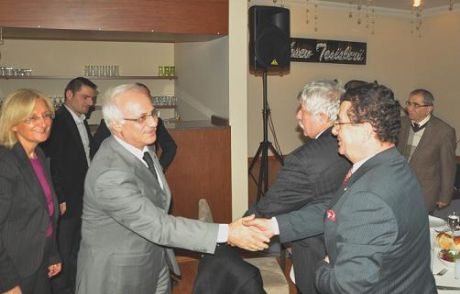 Başkan Zengin’den Meclis Üyelerine Yemek