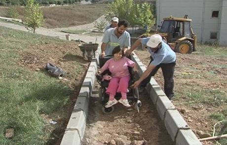 Başiskele’de Engeller Aşılıyor