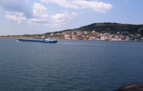 Çanakkale Boğazı Gemi Geçişlerine Açıldı