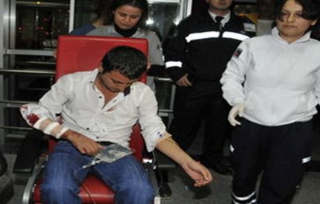 Sinirli Baba Oğlunu Bıçakladı