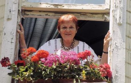 Türkan Saylan’ın Hayatını Anlatan Oyun