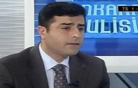 Demirtaş Erdoğan'ı Hırsızlıkla Suçladı