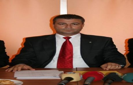 Akp'de Şok İstifa