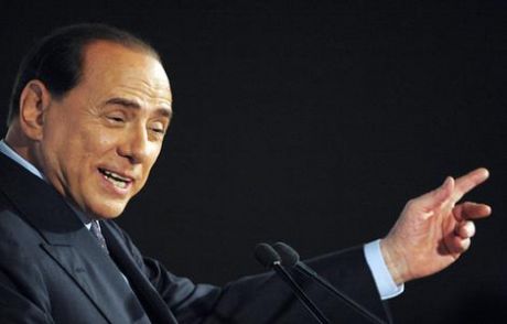 Berlusconi İçin Güven Oylaması