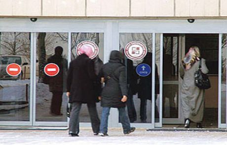 Başörtülü Öğrencilere İlginç Soru