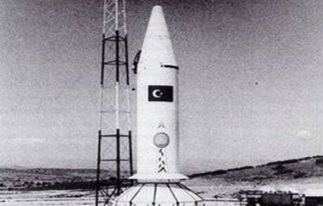 İlk Nükleer Türk Füzesi