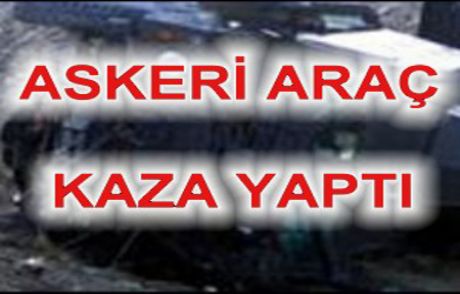Askeri Araç Kaza Yaptı