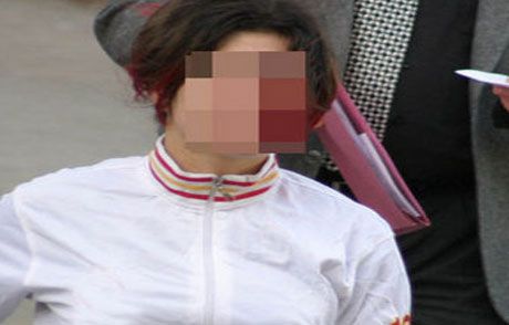 11 Yaşındaki Kız Çocuğunu Pazarlamışlar