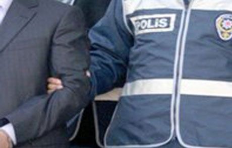 Teğmen 14 Aracın Lastiğini Kesti