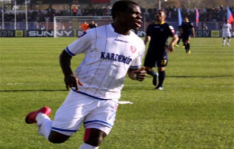 Emenike Fenerbahçe'ye Gelecekmi?