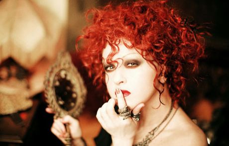 Cyndi Lauper ‘doğru Renk’i Buldu!
