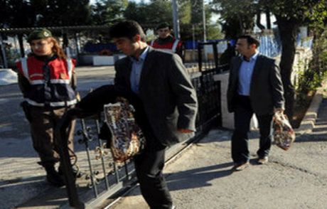 Avukatlar İmralı'ya Gitti