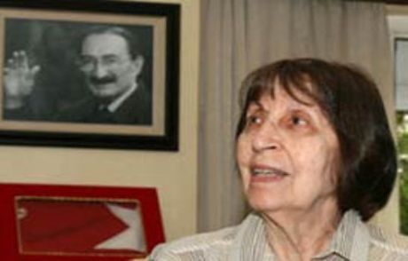 Rahşan Ecevit'ten İrtica Alarmı