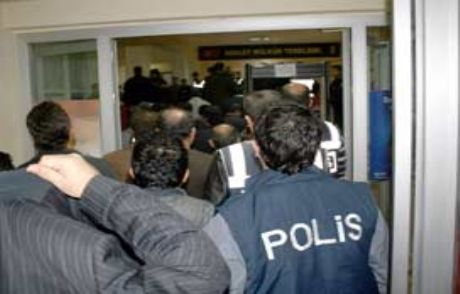 Mersin'de İzinsiz Gösteri