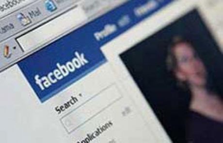 Facebook'tan Kadın Pazarlıyorlardı