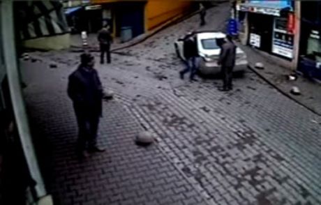 Saniye Saniye Silahlı Hesaplaşma!