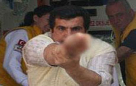 Yaralı Ambulansta Hareket Çekti