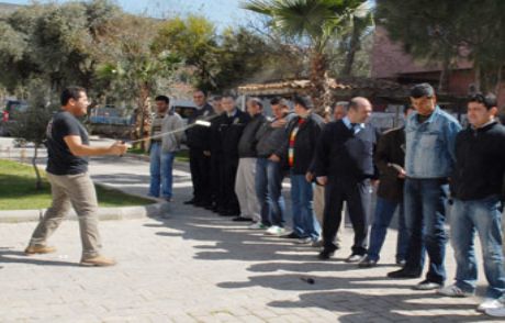 Emniyet Amiri Polislere Biber Gazı Sıktı