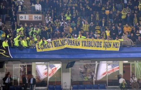Galatasaray'a Gönderme!