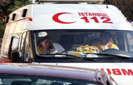 Polis Servis Aracı Çarpıştı