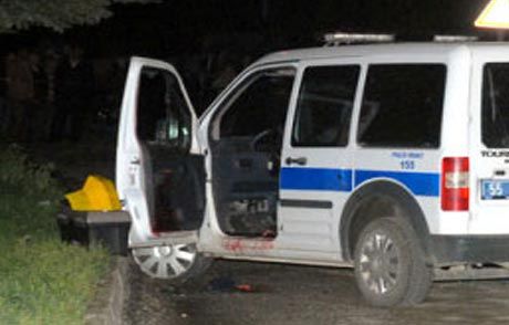 Polis Aracına Silahlı Saldırı
