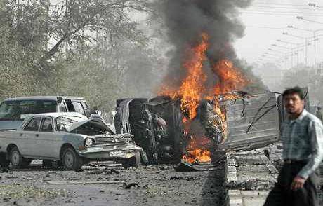 Irak'ta Bombalı Saldırılar: 25 Ölü