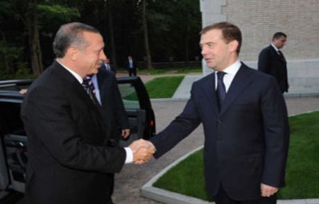 Medvedev'e Soğuk Duş!