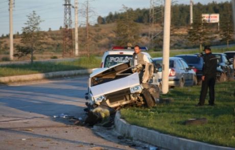 Takla Atan Otomobilin Sürücüsü Öldü