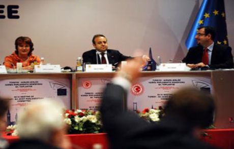 Bağış'tan Hollandalı Vekile: Saygısız!