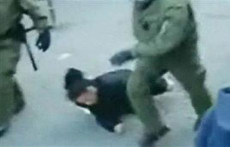 Dünya Bu Tekmeyi Konuşuyor