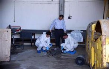 Üzerine Makine Kapağı Düşen İşçi Öldü