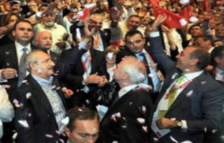 Chp'de Kriz Bu Toplantıyla Çözülecek