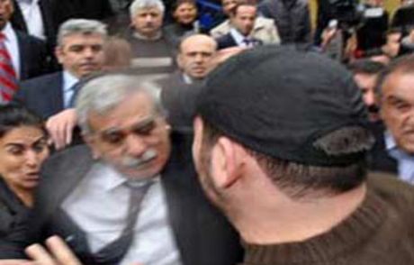 Türk'e Yumruk Atan Çelik'e Tahliye