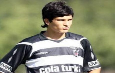 Necip Beşiktaş'ta Kaldı