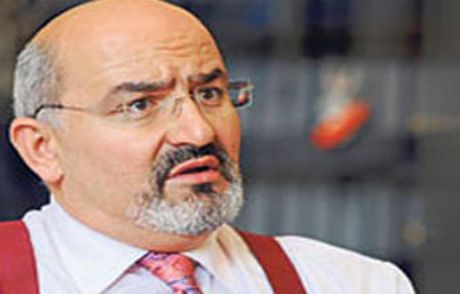 Albayın Kafasını Duvara Vurduğu Olay!