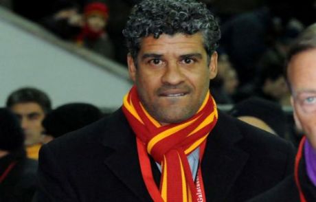 Yönetimden Rijkaard'a Rest!
