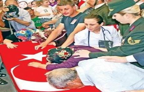 Kahramanlar İçin Hayat Durdu