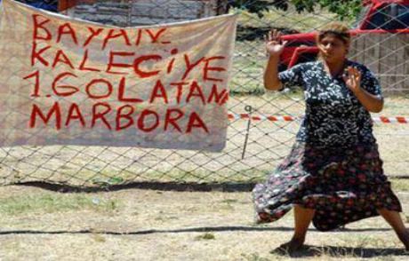 Güler Misin? Ağlar Mısın?