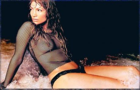 Jennifer Lopez'e Dava