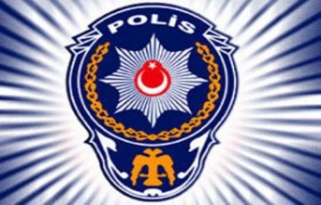 Gazeteciler Derneği'ne Polis Baskını