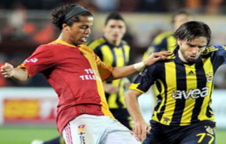 Dos Santos Portekiz Yolunda