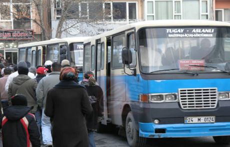 Minibüs Duraklarına Standart Geliyor