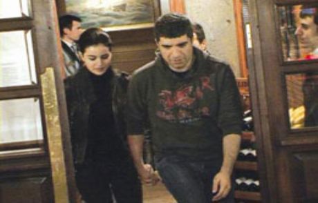 Özcan Deniz Ve Fahriye Evcen'e Ne Oldu?